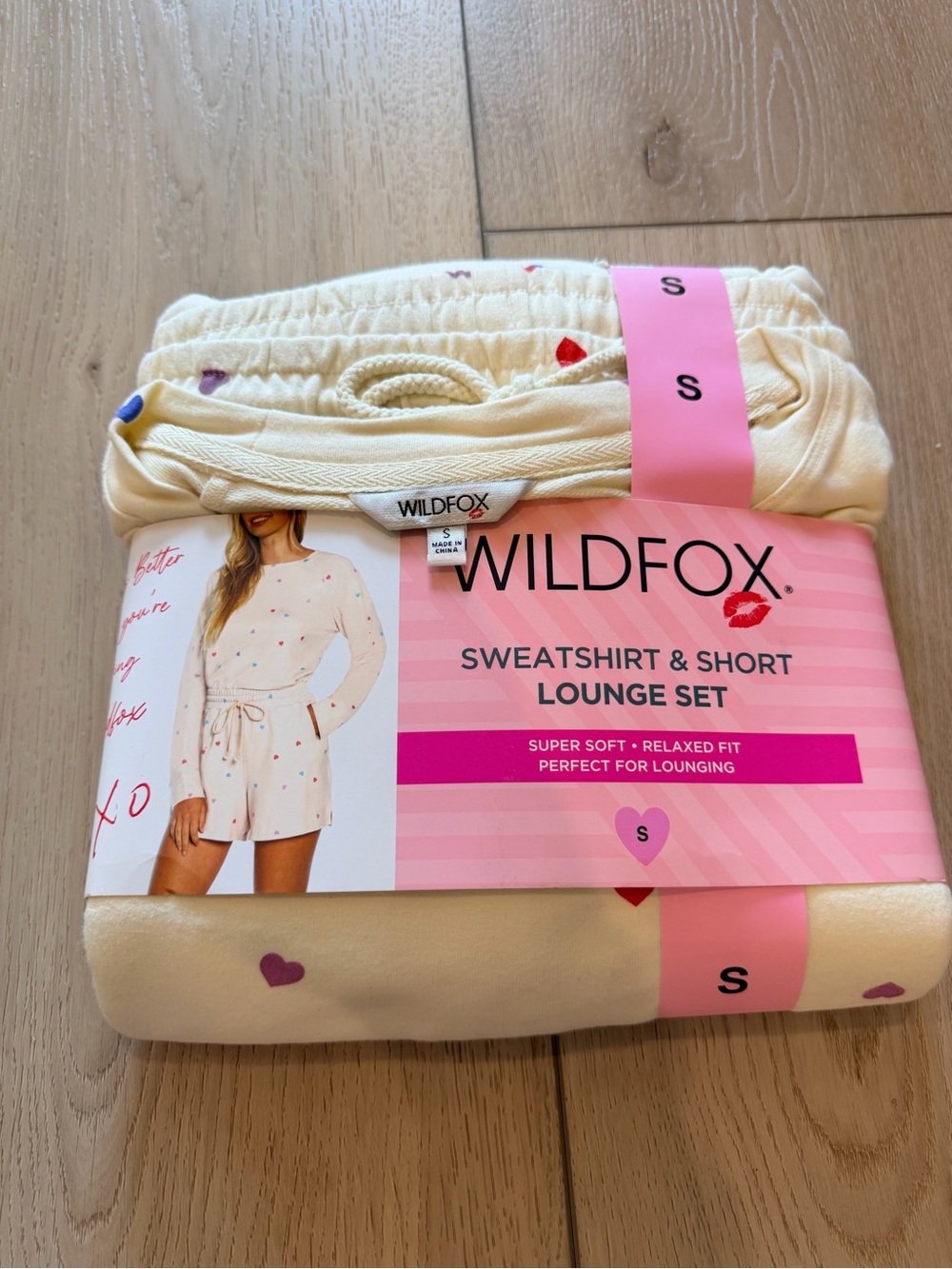 Women’s Wild Fox two piece lounge set